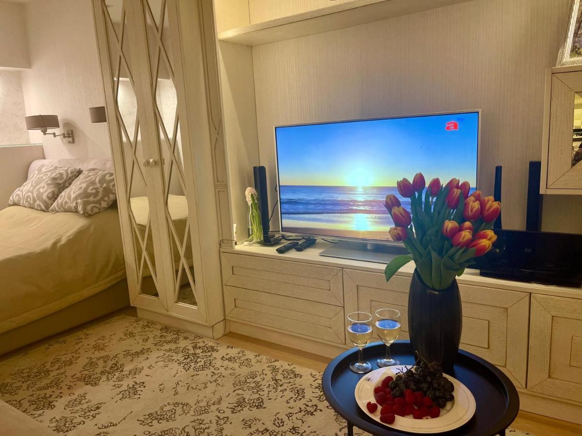Cozy Studio Apartment In The Center Of Рига Екстер'єр фото